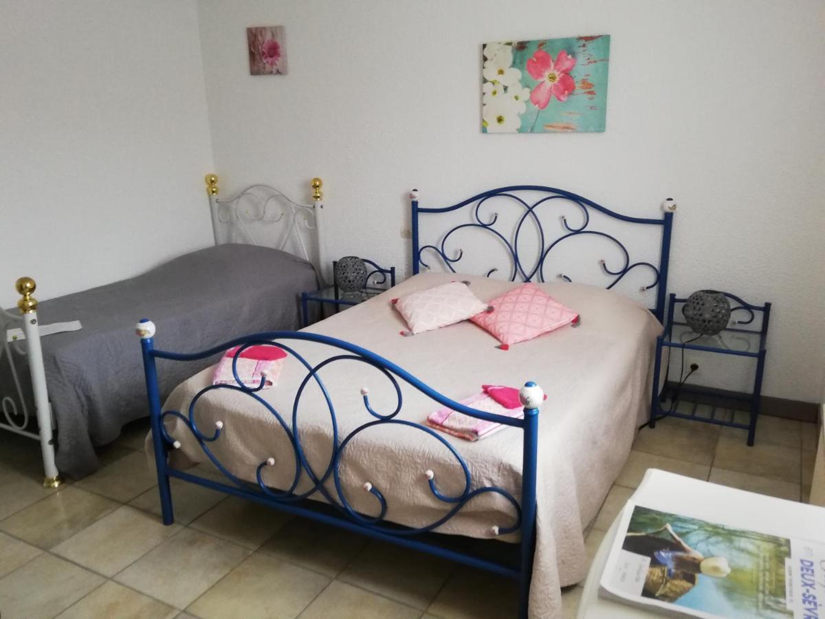 Bed and Breakfast Les Chenets Chenay  Exterior foto
