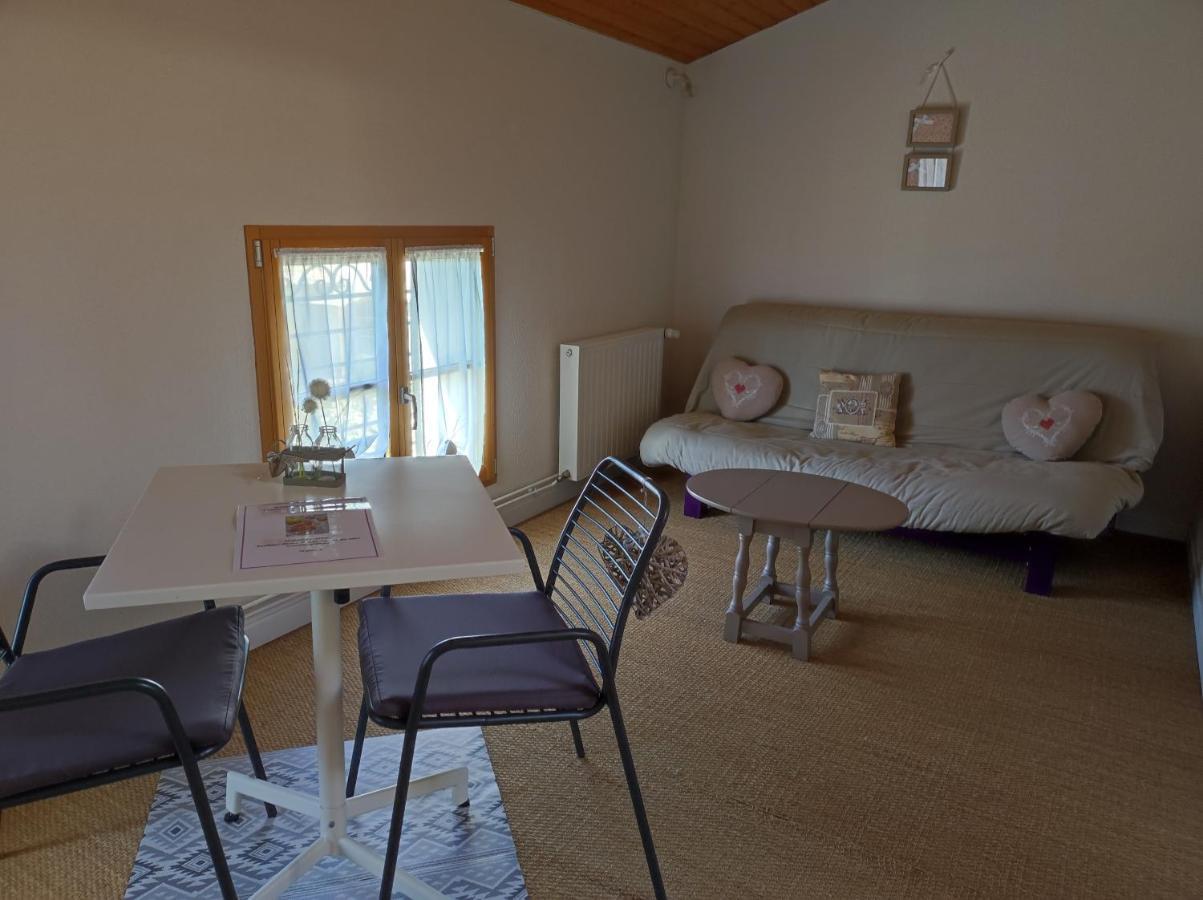 Bed and Breakfast Les Chenets Chenay  Exterior foto