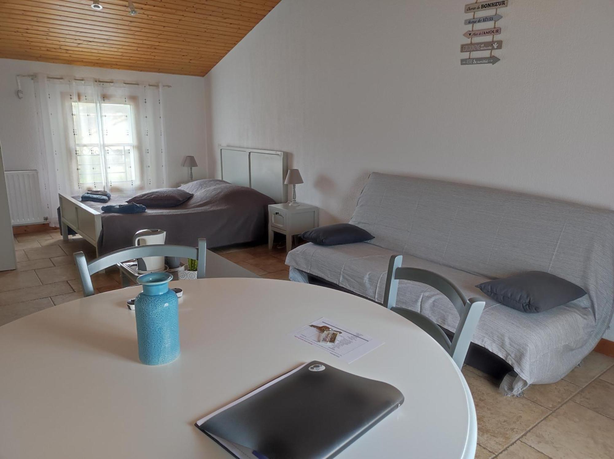 Bed and Breakfast Les Chenets Chenay  Exterior foto